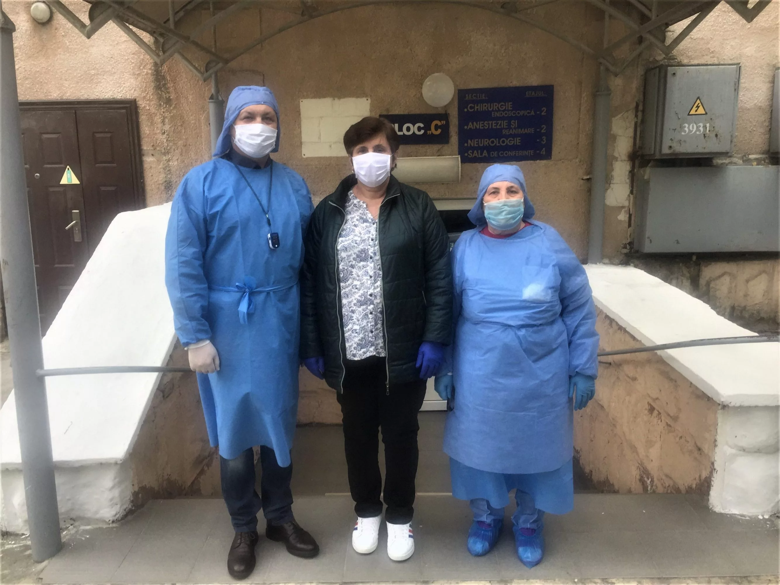 Al 100-lea pacient vindecat de Covid-19 în Spitalul Clinic al MSMPS! Cel mai bun cadou pentru pacient și colectivul instituției în ajunul sărbătorilor Sfintelor Paști!